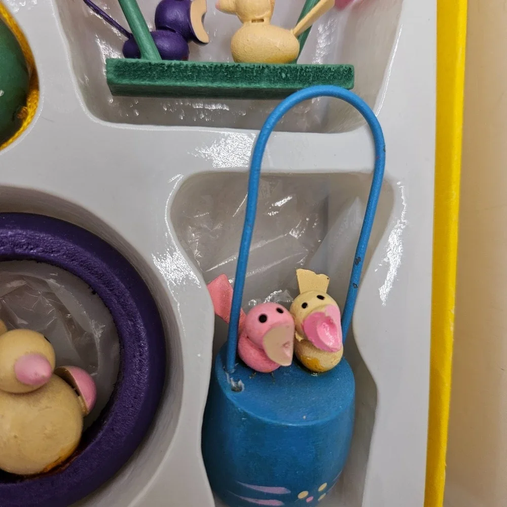 Vintage Wooden Easter Ornament Set 17 Pc Bunny Egg Bird Spring Decor Box